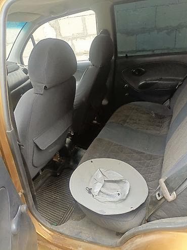 Продажа авто: Daewoo Matiz: 2003 г., Механика, Бензин, Хэтчбэк — 6