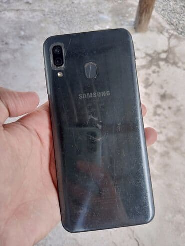 старая техника: Samsung A10e, Б/у — 1