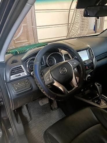 шевроле магнус: Ssangyong : 2016 г., 1.6 л, Автомат, Бензин, Кроссовер — 2