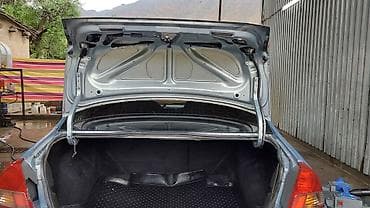 хундай аванте 1: Honda Civic: 2004 г., 1.5 л, Бензин, Седан — 6