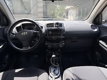 kruz: Toyota Ist: 2008 г., 1.8 л, Автомат, Бензин, Хэтчбэк — 9