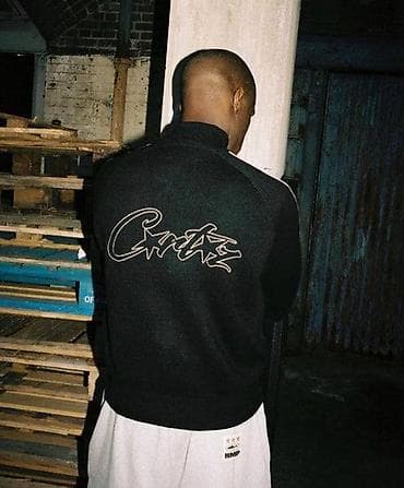 милицейская футболка: Кофта/толстовка на молнии Corteiz (CRTz) - Цвет: черный - Крой — 2