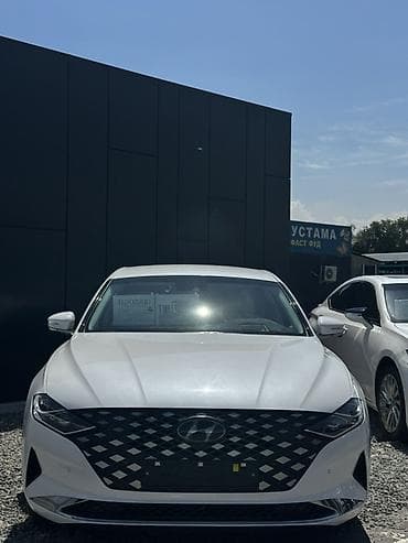 Hyundai Grandeur: 2021 г., 2.4 л, Автомат, Гибрид, Седан