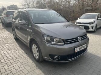 Volkswagen Touran: 2010 г., 1.4 л, Робот, Бензин, Универсал at lalafo.kg Volkswagen Touran: 2010 г., 1.4 л, Робот, Бензин, Универсал