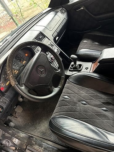 Mercedes-Benz C-Class: 1994 г., 2.2 л, Механика, Газ, Седан — 6
