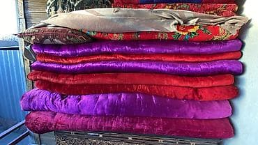 Сейфы: Стопка традиционных напольных матрасов/тюфяков (корачпа/кошма) для — 2