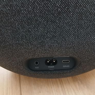audio technica: Harman/Kardon Onyx Studio 8 (серия Onyx, узнаваемый «кольцевой» — 4
