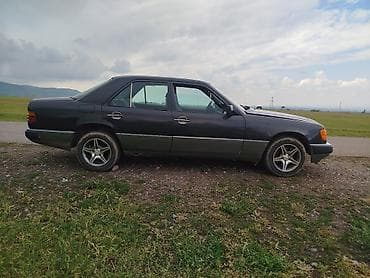 lexsus is: Mercedes-Benz W124: 1991 г., Бензин, Седан — 4