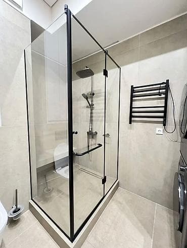 перегородки для туалета: Стеклянные душевые перегородки и ограждения для ванны - Изготовление — 2