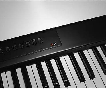 Музыкальные инструменты: Продаётся отличное цифровое пианино Artesia A61 Black: пользовались — 3