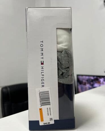 суприм: Tommy Hilfiger. Комплект из трех хлопковых футболок с круглым — 3