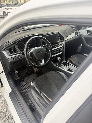 юиз: Hyundai Sonata: 2017 г., 2 л, Автомат, Газ, Седан — 10