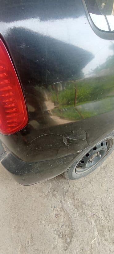 Mitsubishi: Mitsubishi Space Star: 2001 г., 1.6 л, Механика, Бензин, Универсал — 8