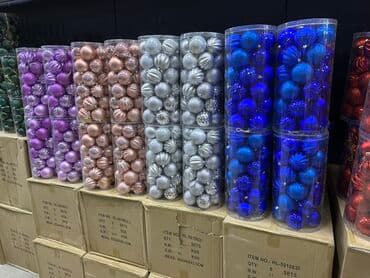 украшение для дворов и садов: Новогодний декор и искусственные ёлки Что представлено на фото: - — 9