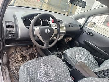 honda jazz ош: Honda Jazz: 2008 г., 1.4 л, Механика, Бензин, Хэтчбэк — 3
