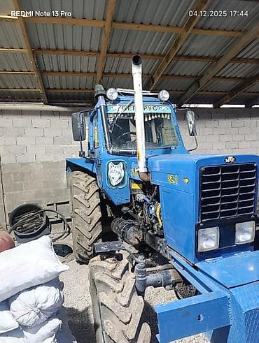 кукурузные комбайны: Продаю 2 прицепа зиловских (один прицеп самосвал 200) (другой — 3