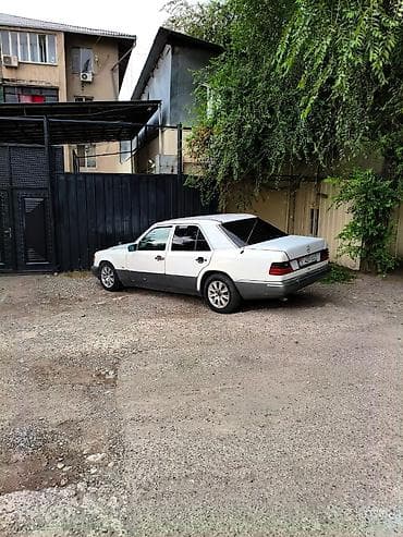 sonata 2 4: Mercedes-Benz W124: 1989 г., Седан — 5