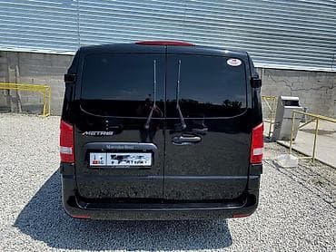 задн: Mercedes-Benz Vito: 2017 г., 2 л, Автомат, Бензин, Минивэн — 4