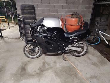 Спортбайк Kawasaki, 1100 куб. см, Бензин, Взрослый, Б/у