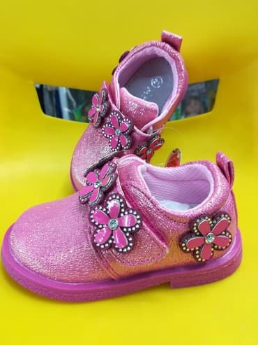 обувь женская большие размеры: Распродажа Туфли ботинки новые для девочек 550 сом остались - 21 и — 3