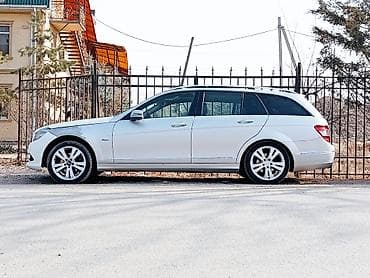мерс сешка унверсал: Mercedes-Benz C-Class: 2009 г., 1.8 л, Автомат, Бензин, Универсал — 10