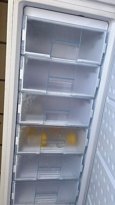 vgr v 082: Морозильник, Б/у, Самовывоз — 2