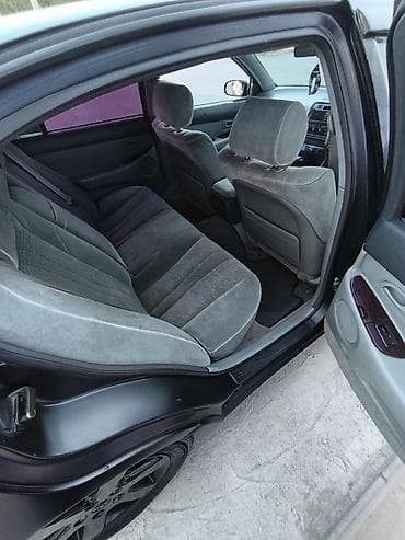bwb e34: Toyota Progres: 1993 г., 3 л, Автомат, Седан — 10