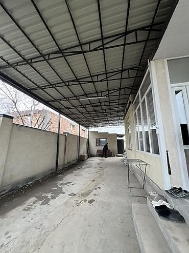 ищу частный дом: Продается частный дом с благоустроенным двором и хозпостройками — 2