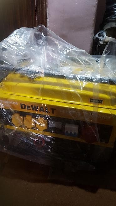 Все для дома и сада: Бензиновый генератор DeWALT 6500AV с аккумулятором запуск от ключа — 1