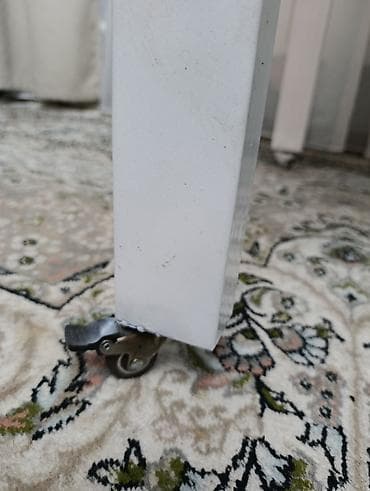 удобный компьютерный стол: Кухонный стол, Новый, Прямоугольный, Нераскладной — 4