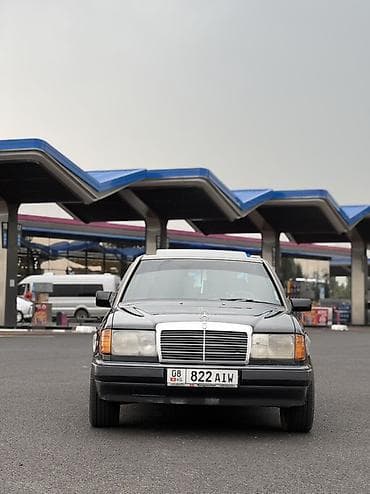 Mercedes-Benz W124: 1991 г., 2.6 л, Механика, Газ, Седан