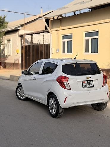 peel p50: Chevrolet Spark: 2016 г., 1 л, Вариатор, Бензин, Хэтчбэк — 4