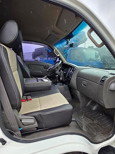 hilux syrf: Легкий грузовик, Hyundai, Стандарт, До 1 т, Б/у — 7