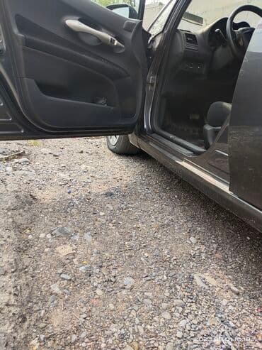 тайота авенс 1: Toyota Auris: 2008 г., 1.6 л, Автомат, Бензин, Хэтчбэк — 10