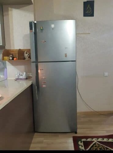 Холодильник LG, Б/у, Двухкамерный, No frost, 90 * 200 * 100