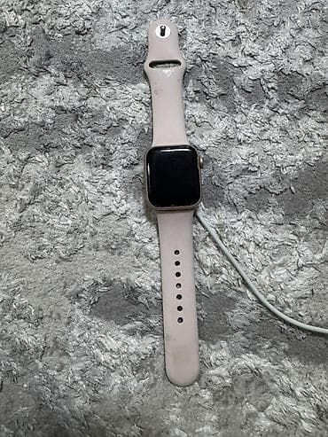 apple watch 3 цена в бишкеке: Apple Watch Series 6, 40 мм, корпус цвета Gold (розовое золото), экран — 1