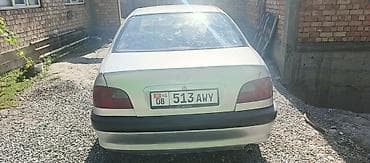 Транспорт: Toyota Avensis: 1999 г., 1.6 л, Механика, Седан — 1