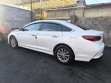 бизнес машина: Hyundai Sonata: 2017 г., 2 л, Автомат, Газ, Седан — 5