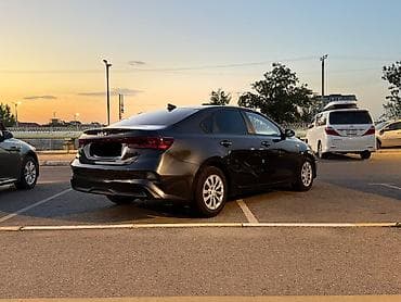 step 2: Kia K3: 2022 г., 1.6 л, Вариатор, Бензин, Седан — 3