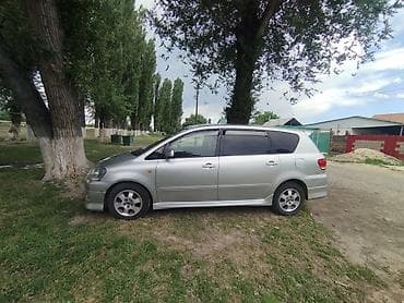 lada vaz2107: Toyota Ipsum: 2001 г., 2.4 л, Автомат, Бензин, Минивэн — 3