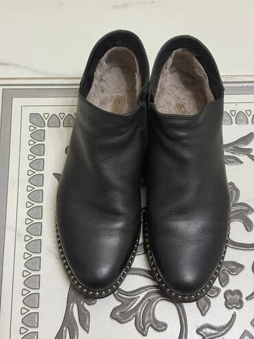 женские брендовые туфли недорого: Женские полусапожки/ботильоны черного цвета. Размер 39 не маломерят — 7