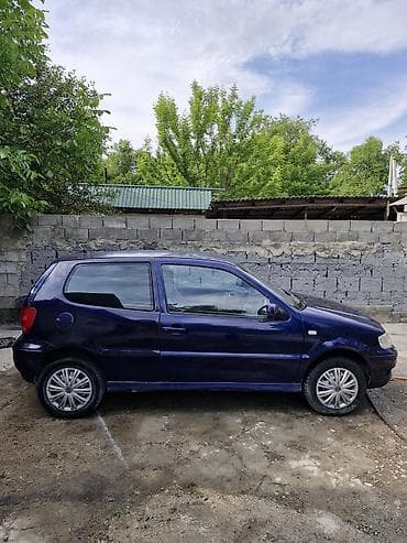 гольфы выше колена: Volkswagen Polo: 2000 г., 1.4 л, Автомат, Бензин, Хэтчбэк — 4