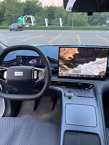 автомаи: Geely Galaxy E5: 2025 г., Автомат, Электромобиль, Кроссовер — 8