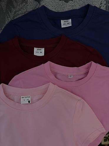 nike tech flecee: Skims. Базовые хлопковые футболки - Крой: классический, круглый — 3