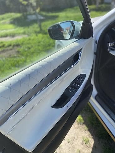 kia 9: Hyundai Grandeur: 2022 г., 3 л, Автомат, Газ, Седан — 7