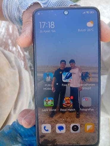 самсунг 5 с: 6/256 Основные особенности: - Экран с плоским стеклом, тонкие рамки — 6