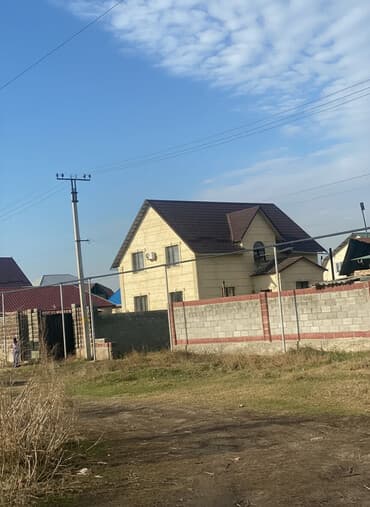 дом или квартиру: Дом, 180 м², 5 комнат, Собственник, Косметический ремонт — 1