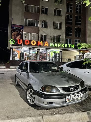 Toyota Avensis: 2003 г., 2 л, Кол менен иштөөчү — 1