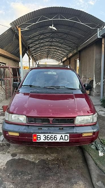 1992: Mitsubishi Space Wagon: 1992 г., 1.8 л, Механика, Бензин, Универсал — 1
