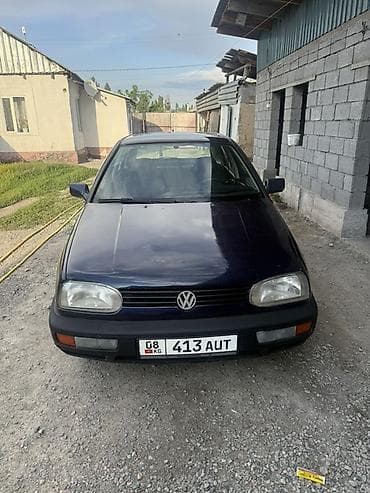 Транспорт: Volkswagen Golf: 1994 г., 1.6 л, Механика, Бензин, Хэтчбэк — 1